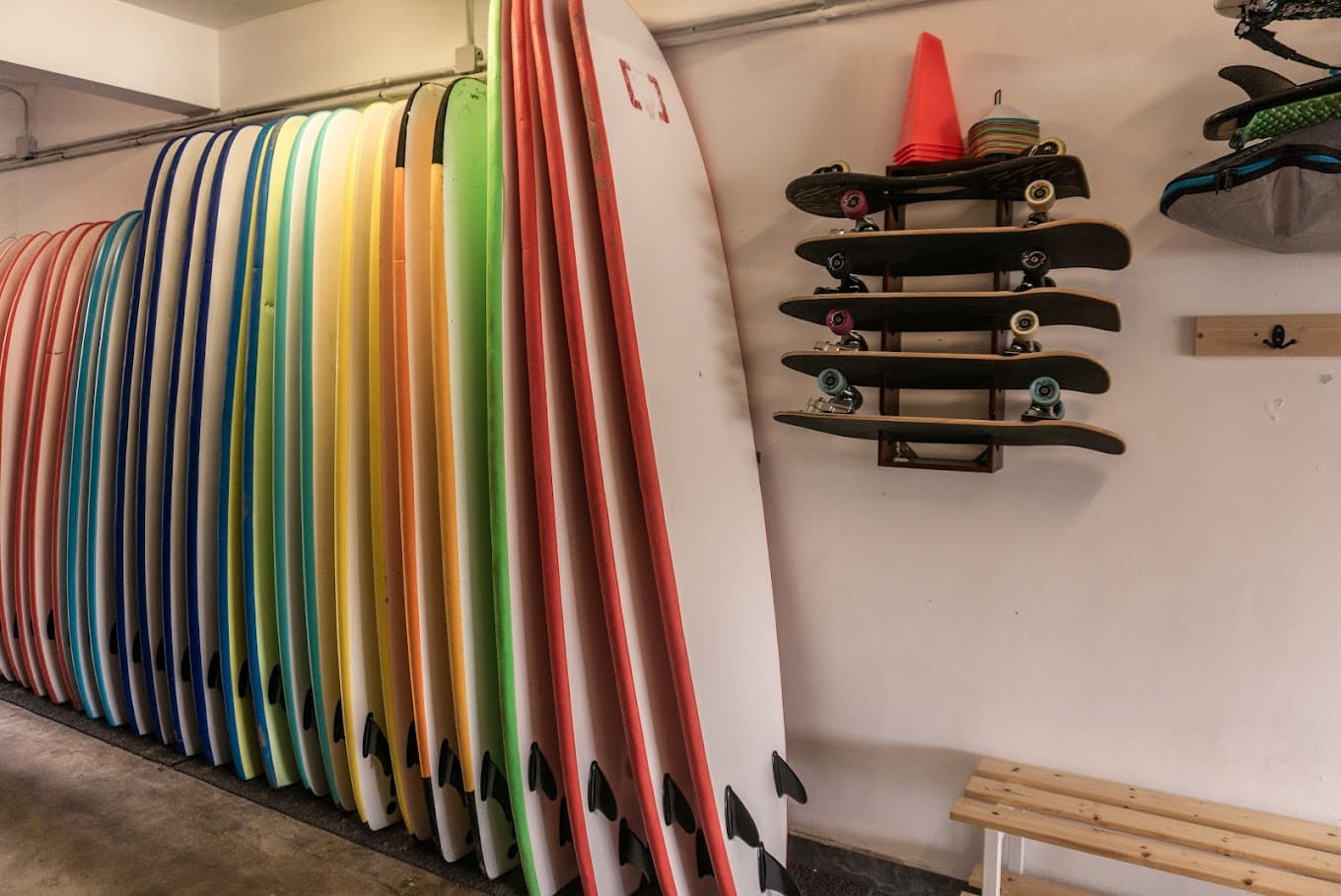 CLASES-DE-SURF-EN-CORUÑA-ONE-SURF-ACADEMY CLASES-DE-SURF-EN-CORUÑA-ONE-SURF-ACADEMY