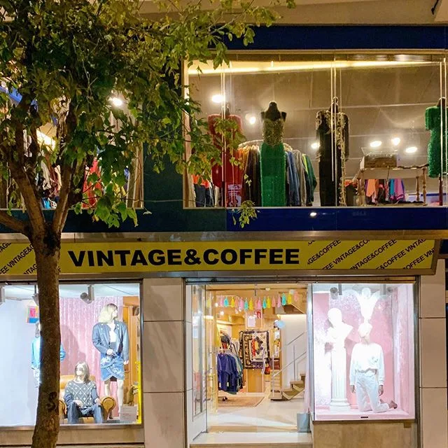 TIENDAS-DE-SEGUNDA-MANO-EN-A-CORUÑA-VINTAGE-AND-COFFEE TIENDAS-DE-SEGUNDA-MANO-EN-A-CORUÑA-VINTAGE-AND-COFFEE